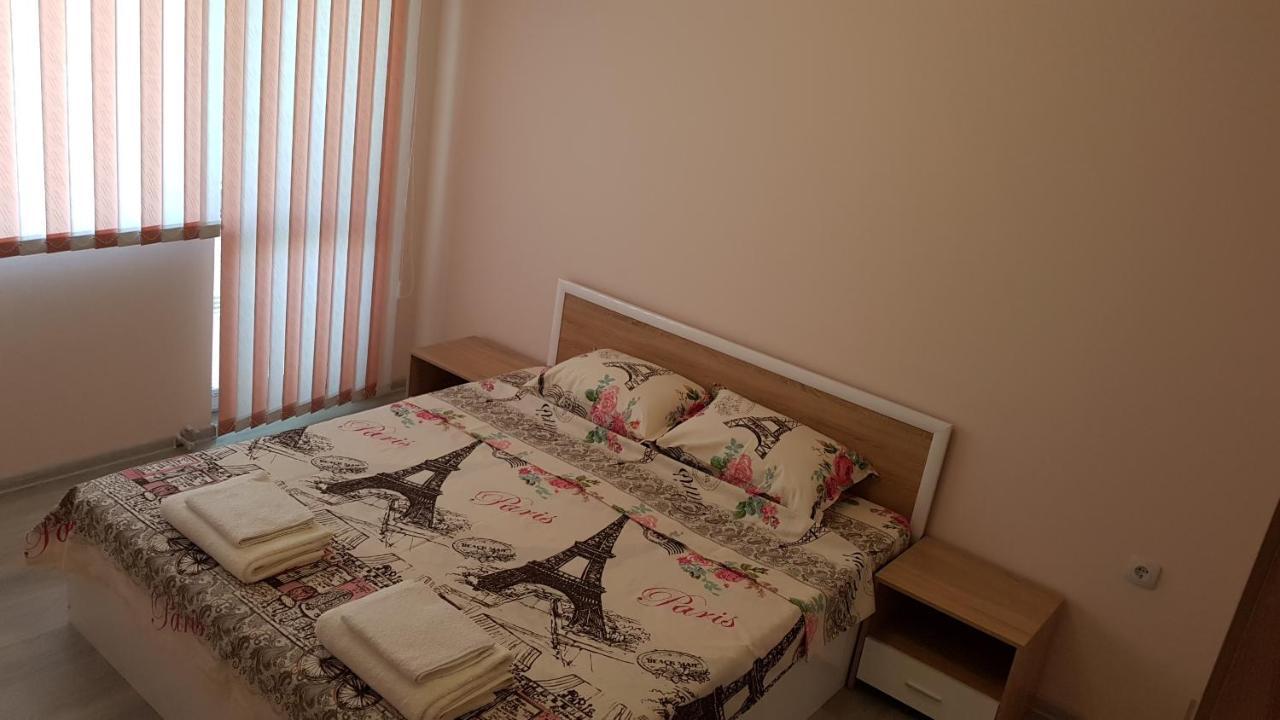 Д И В 2 - D & V 2 Apartment Sandanski Zewnętrze zdjęcie