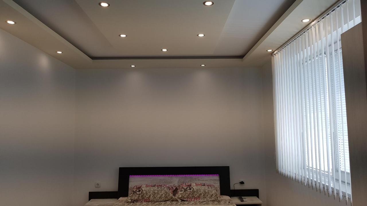 Д И В 2 - D & V 2 Apartment Sandanski Zewnętrze zdjęcie