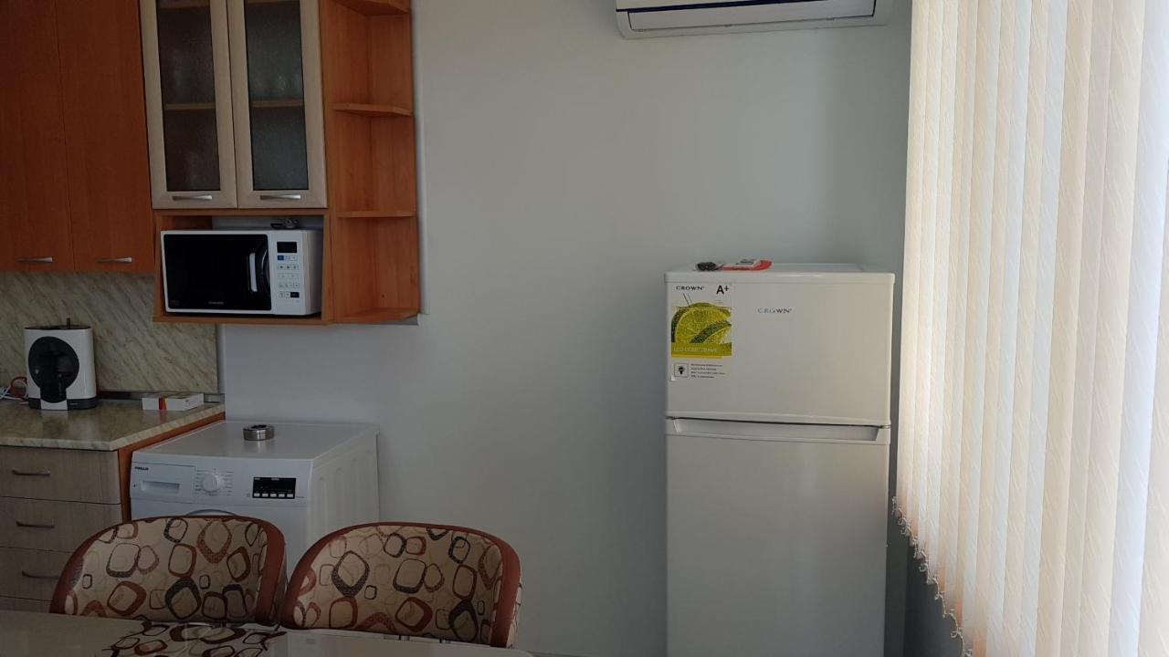Д И В 2 - D & V 2 Apartment Sandanski Zewnętrze zdjęcie