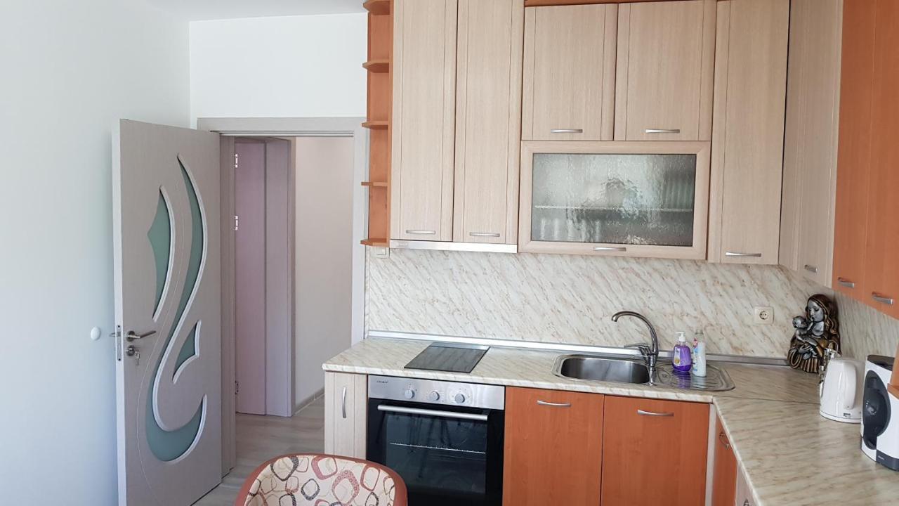 Д И В 2 - D & V 2 Apartment Sandanski Zewnętrze zdjęcie